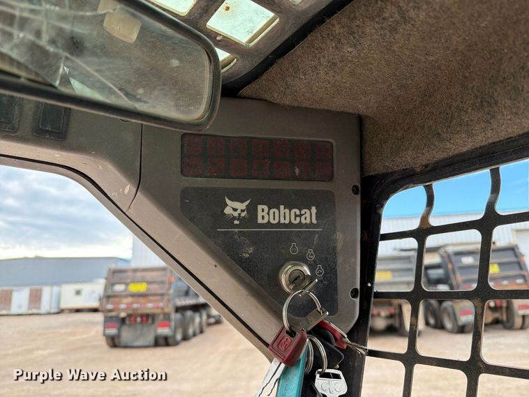 image for item FT6983 Bobcat T140 tracked skid steer loader