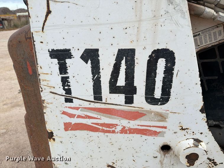 image for item FT6983 Bobcat T140 tracked skid steer loader