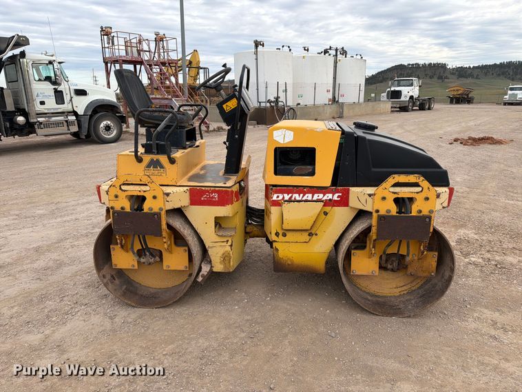 image for item FT6984 1995 Dynapac CC142 double drum vibratory roller