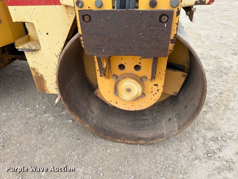 image for item FT6984 1995 Dynapac CC142 double drum vibratory roller