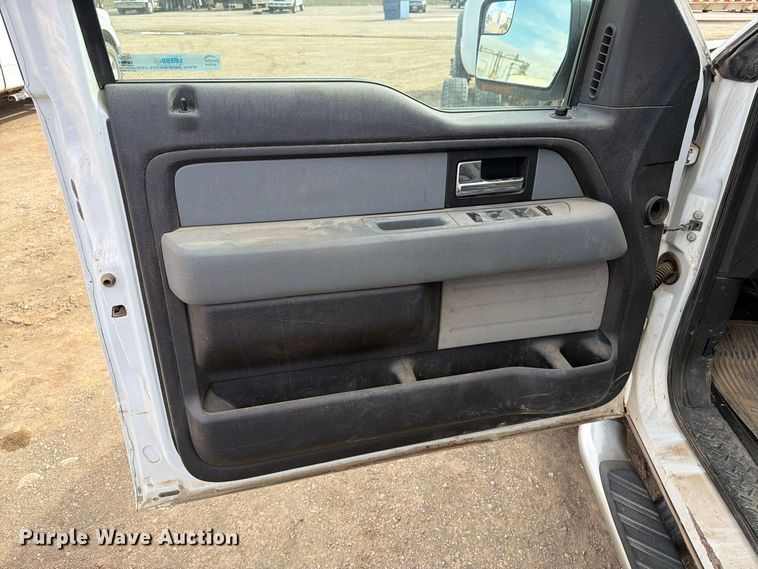 image for item FT6985 2012 Ford F150 Ext. Cab pickup truck