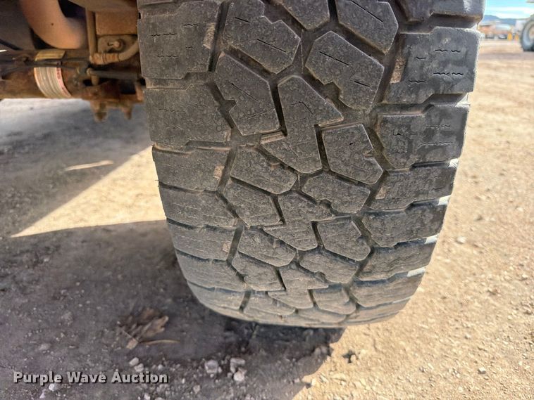 image for item FT6985 2012 Ford F150 Ext. Cab pickup truck