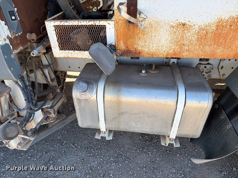 image for item FT6986 2002 Sterling SC8000 street sweeper truck