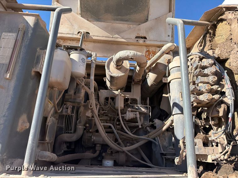 image for item FT6986 2002 Sterling SC8000 street sweeper truck