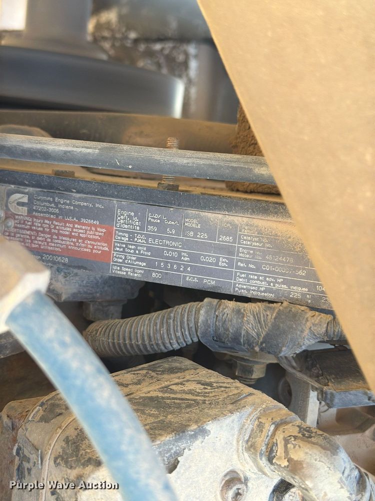 image for item FT6986 2002 Sterling SC8000 street sweeper truck