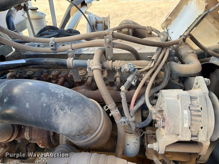 image for item FT6986 2002 Sterling SC8000 street sweeper truck