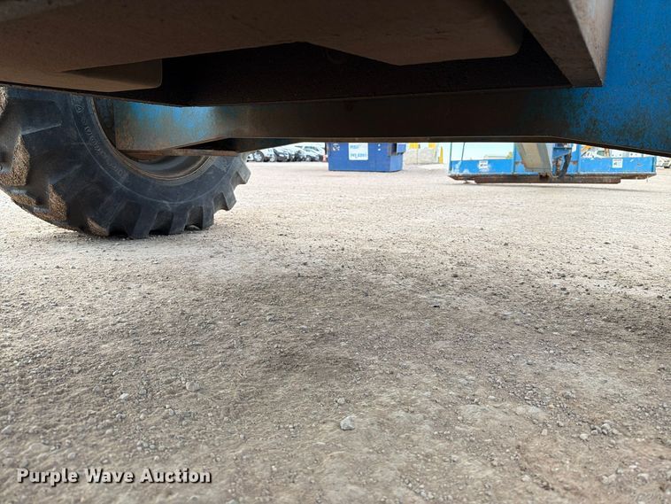 image for item FT6987 2000 Genie S-60 boom lift