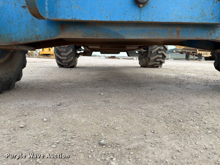 image for item FT6987 2000 Genie S-60 boom lift
