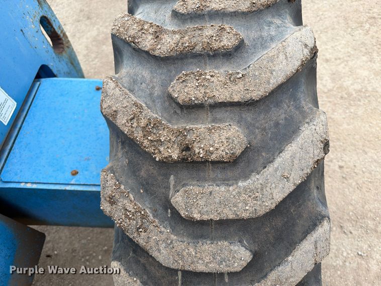 image for item FT6987 2000 Genie S-60 boom lift