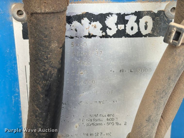 image for item FT6987 2000 Genie S-60 boom lift