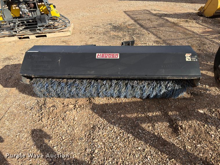 image for item FT6989 Haugen HAB 84-H skid steer broom