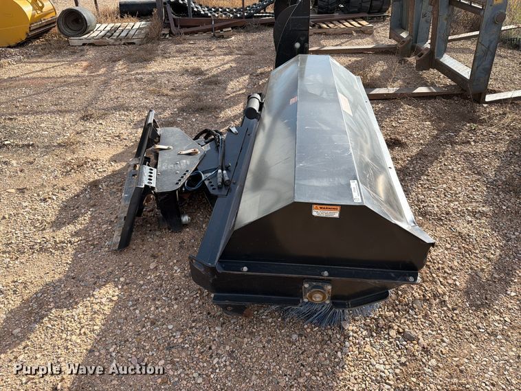 image for item FT6989 Haugen HAB 84-H skid steer broom