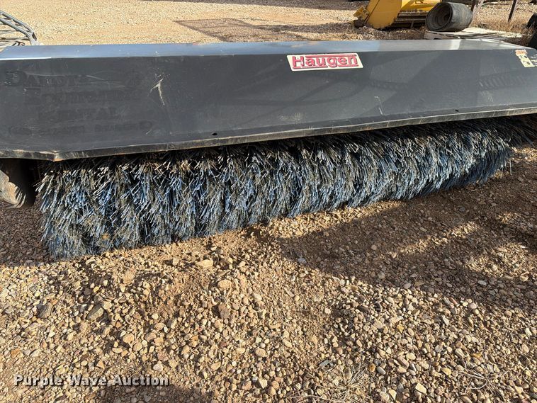 image for item FT6989 Haugen HAB 84-H skid steer broom