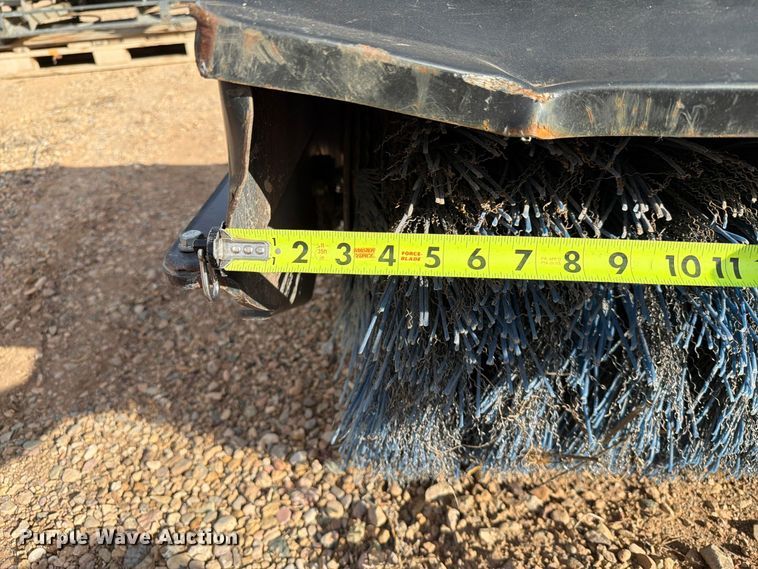 image for item FT6989 Haugen HAB 84-H skid steer broom