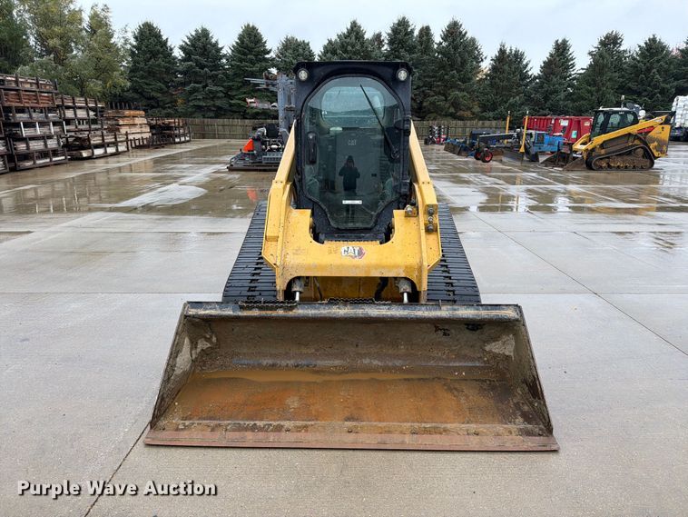image for item FT6994 2023 Caterpillar 299D3 tracked skid steer loader