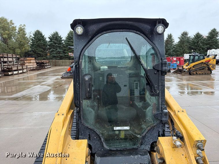 image for item FT6994 2023 Caterpillar 299D3 tracked skid steer loader