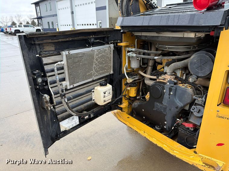 image for item FT6994 2023 Caterpillar 299D3 tracked skid steer loader