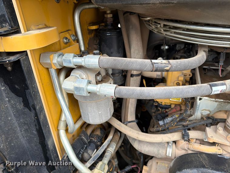 image for item FT6994 2023 Caterpillar 299D3 tracked skid steer loader