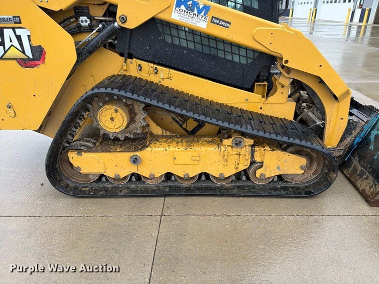 image for item FT6994 2023 Caterpillar 299D3 tracked skid steer loader