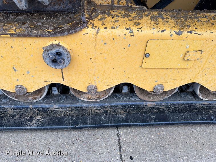 image for item FT6994 2023 Caterpillar 299D3 tracked skid steer loader