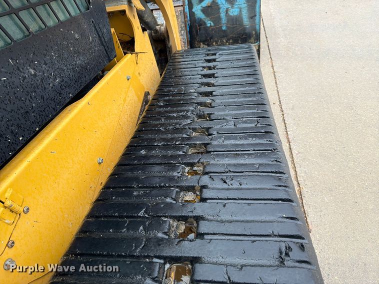 image for item FT6994 2023 Caterpillar 299D3 tracked skid steer loader