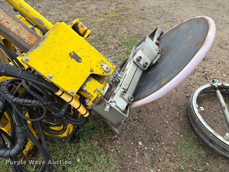 image for item FT7565 2011 U.S. Ditcher GRM-60 Spider guard rail mower