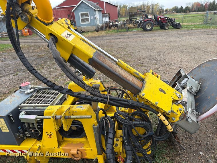 image for item FT7565 2011 U.S. Ditcher GRM-60 Spider guard rail mower