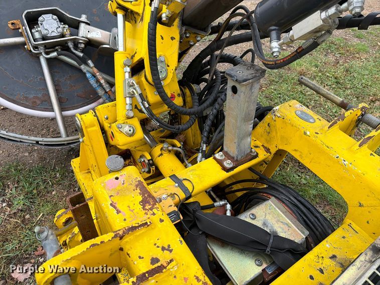 image for item FT7565 2011 U.S. Ditcher GRM-60 Spider guard rail mower