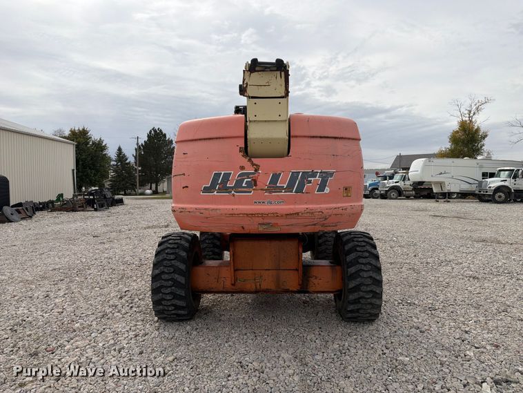 image for item FU0589 1999 JLG 660SJ boom lift