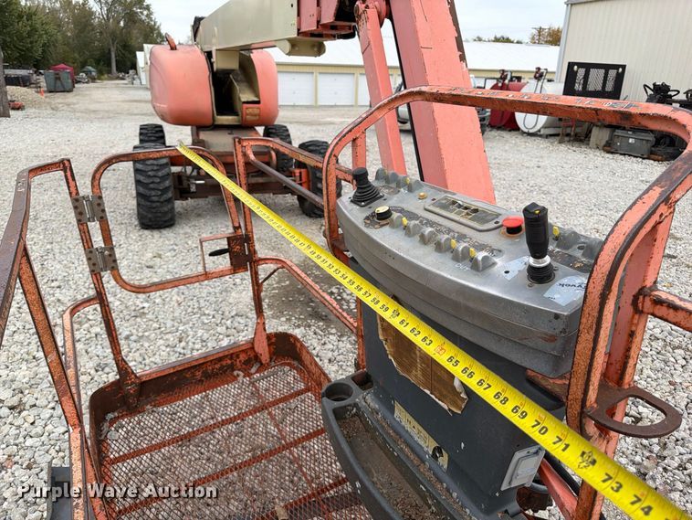 image for item FU0589 1999 JLG 660SJ boom lift