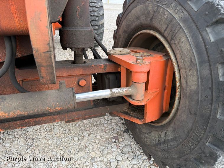 image for item FU0589 1999 JLG 660SJ boom lift