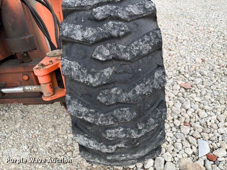 image for item FU0589 1999 JLG 660SJ boom lift