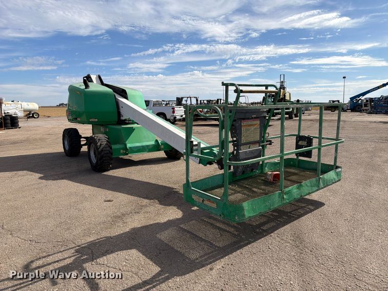 image for item FU0622 2017 JLG 400S boom lift