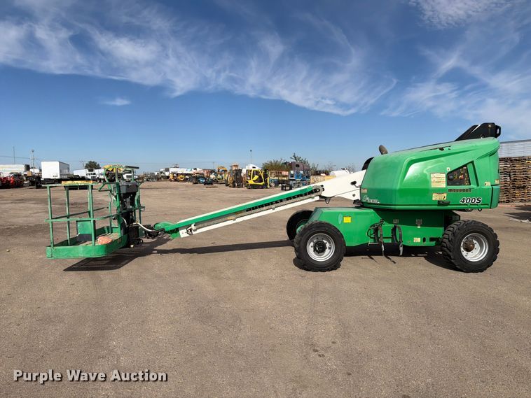 image for item FU0622 2017 JLG 400S boom lift