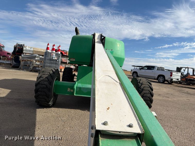 image for item FU0622 2017 JLG 400S boom lift