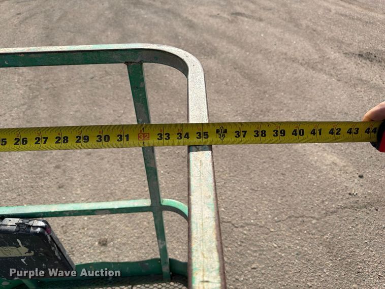 image for item FU0622 2017 JLG 400S boom lift
