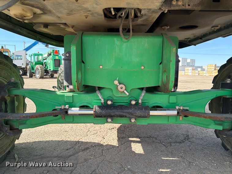 image for item FU0622 2017 JLG 400S boom lift