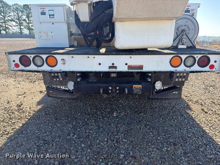 image for item FU1195 2018 Ford F550 Super Duty bucket truck