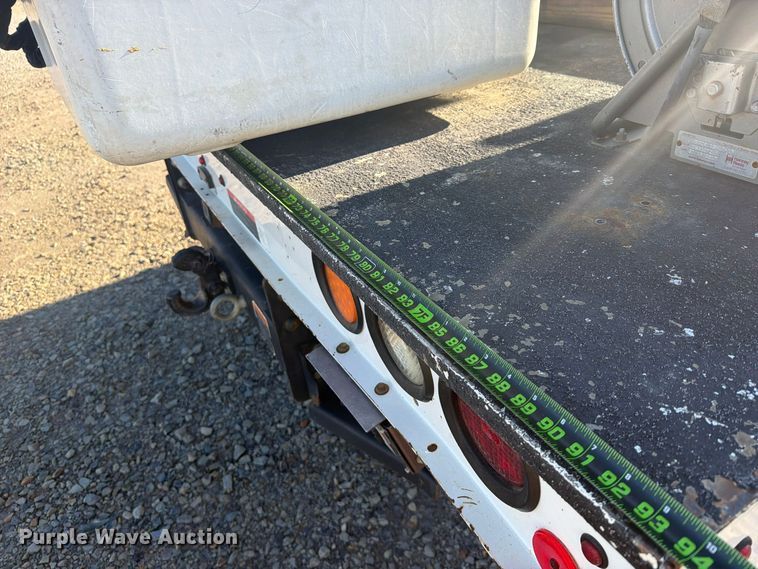 image for item FU1195 2018 Ford F550 Super Duty bucket truck
