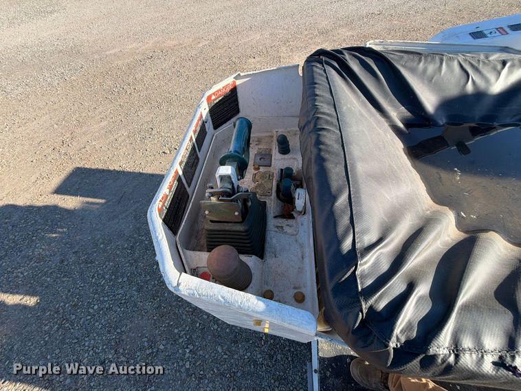 image for item FU1195 2018 Ford F550 Super Duty bucket truck