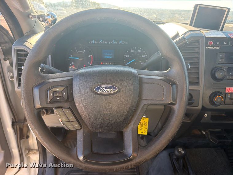 image for item FU1195 2018 Ford F550 Super Duty bucket truck