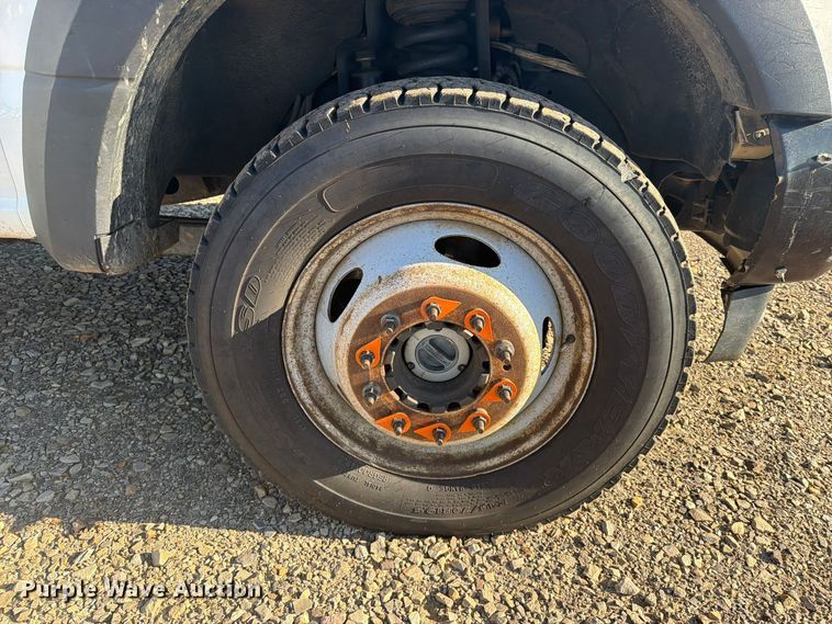 image for item FU1195 2018 Ford F550 Super Duty bucket truck