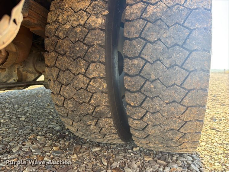 image for item FU1195 2018 Ford F550 Super Duty bucket truck