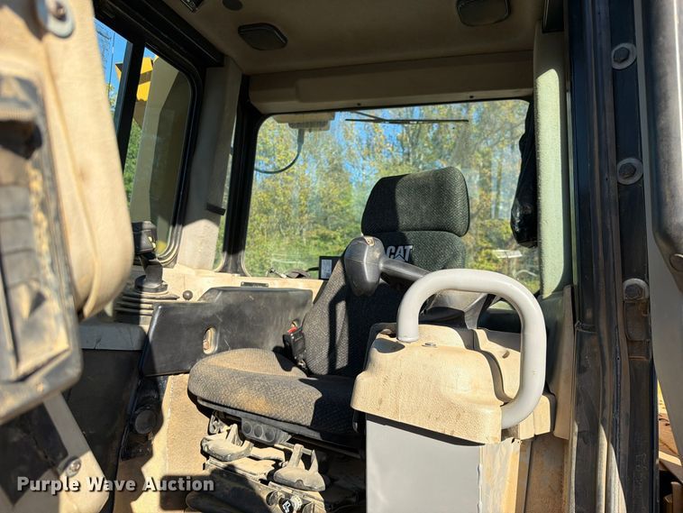 image for item FU1199 2024 Caterpillar D6TXW dozer