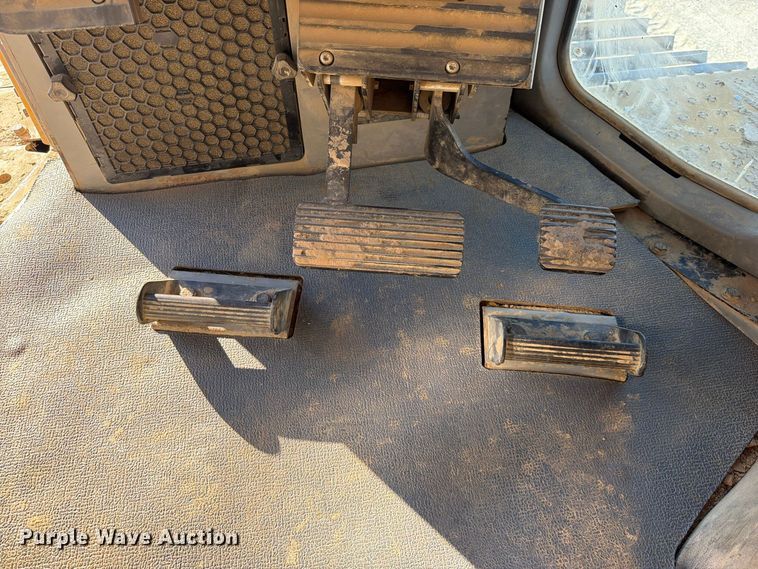 image for item FU1199 2024 Caterpillar D6TXW dozer