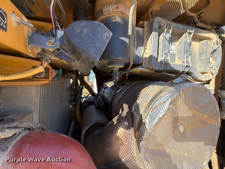 image for item FU1199 2024 Caterpillar D6TXW dozer