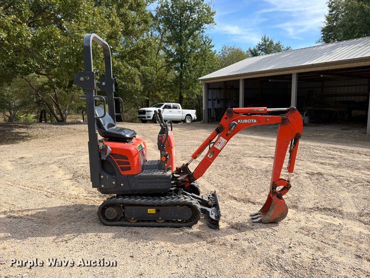 image for item FU1207 2012 Kubota K008-3 mini excavator