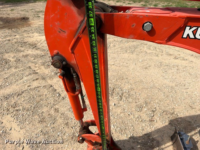 image for item FU1207 2012 Kubota K008-3 mini excavator