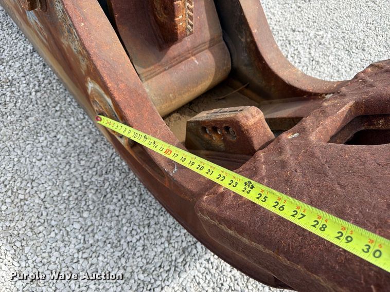 image for item FU4785 Genesis GCP410 excavator concrete pulverizer