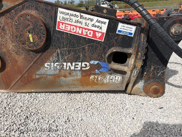 image for item FU4785 Genesis GCP410 excavator concrete pulverizer